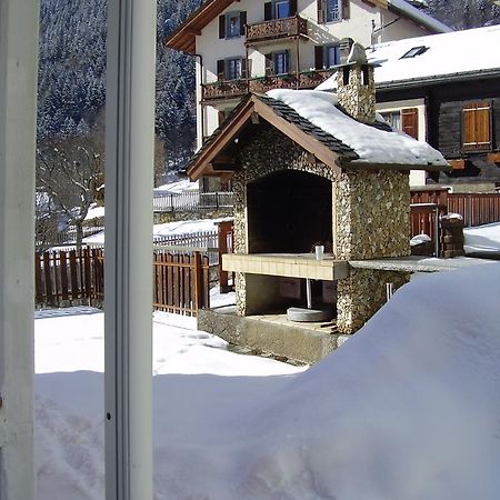 Les Alpes Finhaut Exterior foto